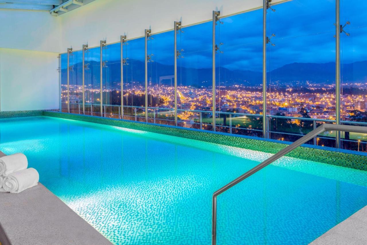 Four Points By Sheraton Cuenca Exterior foto Skyline pool